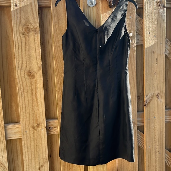 Black BEBE Midi Dress size medium size 6 light weight dress - Picture 3 of 6